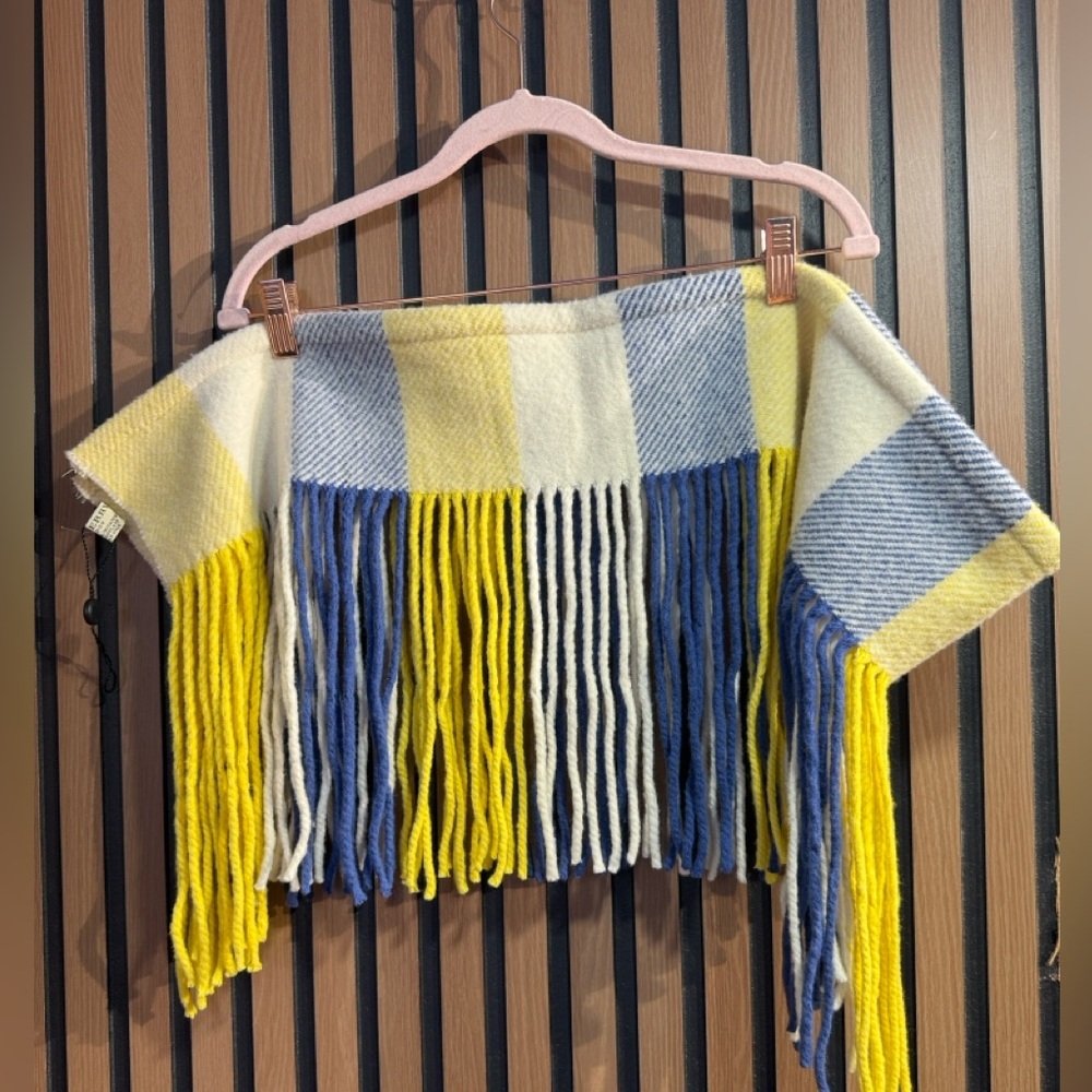 Burberry Colorful Plaid Fringe Shawl‎ - Picture 2 of 5